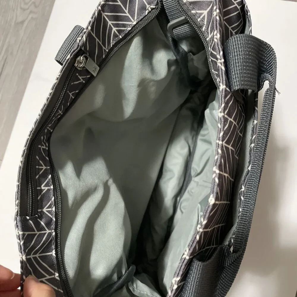 Skip Hop Duo Double Signature Diaper Bag Messenger Tote Gray Chevron 16x15x3.5" - Picture 4 of 8